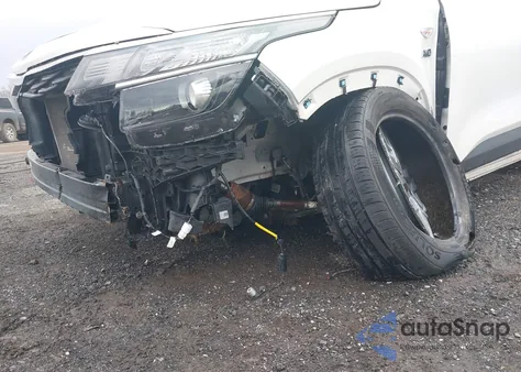 2021 Kia Seltos Lx z USA, uszkodzony, nr VIN KNDEPCAA4M7137546